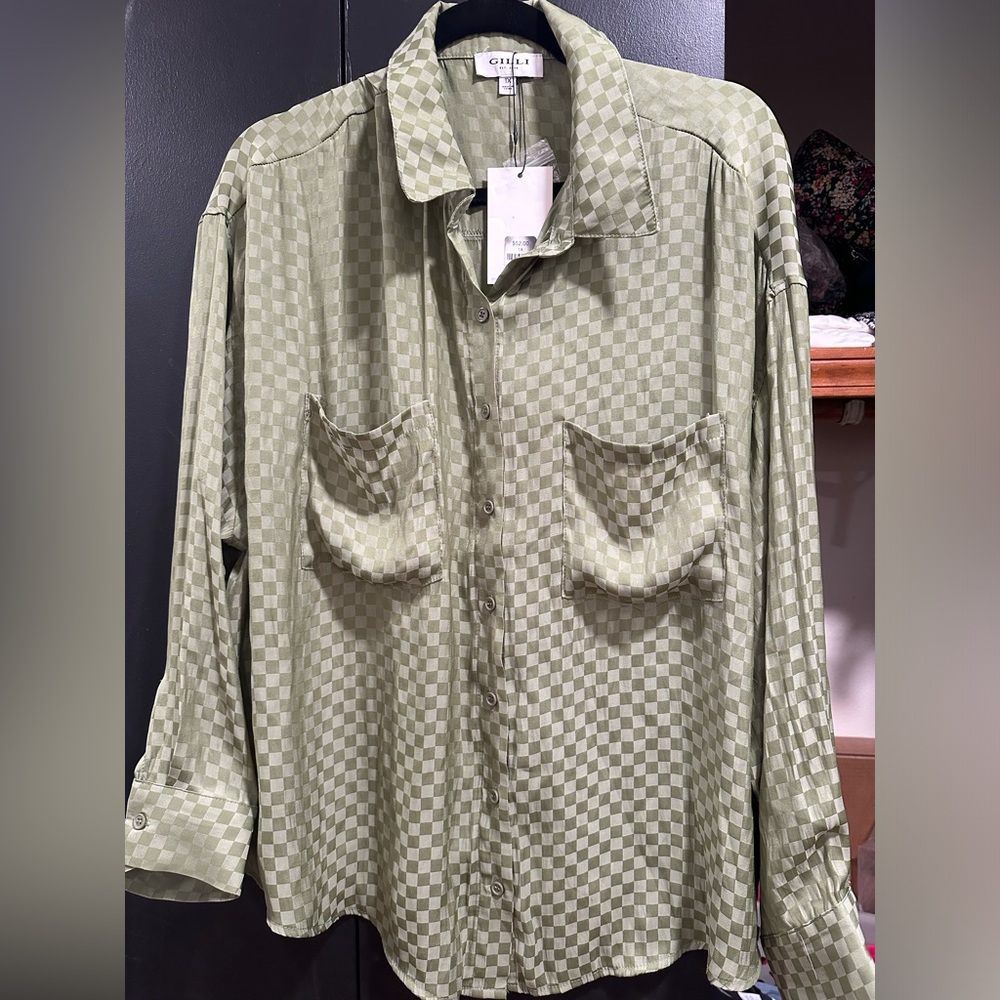 Green silky checkered button down 1X NWT